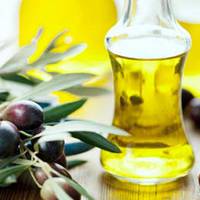 Де і як зберігати оливкову олію: після відкриття, в холодильнику, жерстяній банці, склі, пляшках