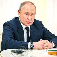 СБУ перехопила нові методички ФСБ: чиновників РФ вчать правильно хвалити Путіна та коментувати війну проти України