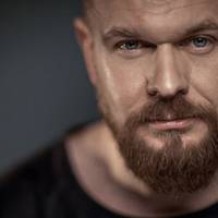 «Не можу їх засуджувати», - Положинський про артистів, які виступають в Росії. ВІДЕО
