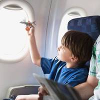Як літати з дитиною?