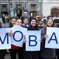 Рада ухвалила у першому читанні закон про українську мову. Що він передбачає