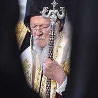 РІШЕННЯ СИНОДУ: УКРАЇНСЬКА ЦЕРКВА ОТРИМАЄ ТОМОС