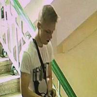 Трагедія в Керчі: зявилось відео з коледжу у момент стрілянини.