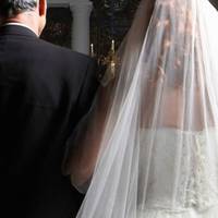 Шлюб з дідусями: 5 знаків зодіаку, що віддають перевагу партнерам постарше