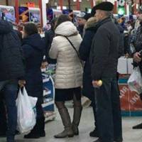 Черга реготала до сліз: Переселенка, яка “нє панімаєт” мову, отримала гідну відповідь у супермаркеті Івано-Франківська….