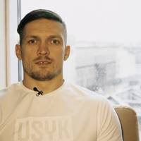 ОЦЕ ТАК ТАЛАНТ! Усик написав новий вірш про Україну після своєї перемоги.