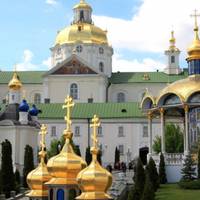 Почаївські монахи викрали та знищили більше два десятки безцінних ікон