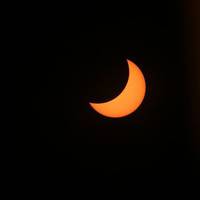 «Небезпечне місячне затемнення»: астролог розповів, чого варто побоюватися