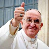 Папа Римський закликав молодь завантажити спеціальний додаток на мобільному та молитися разом