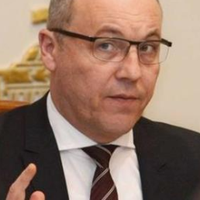 “У залі Верховної Ради я не допущу виступів недержавною мовою”, – Парубій зупинив Вілкула