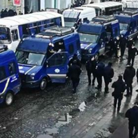 Люди Ш0К0ВАНІ! Погляньте, що там робиться! “Безліч поліції і “тітушок”. Центр повністю паралізований”! У Львові обурені підготовкою до приїзду Порошенка