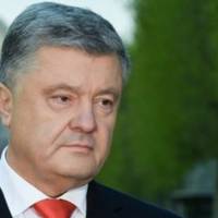 Порошенко завтра сам буде виступати на НСК «Олімпійському»: українців гукають його підтримати Політика