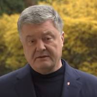 ВІДЕО. “Не кидайте трубку”: Порошенко звернувся до Зеленського в новому відеозверненні