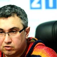 Вахтанг Кіпіані: “Без п’яти хвилин “президент” вчергове вустами “сина проросійського батька” повідомив, що прес-конференції в останній день кампанії не буде”