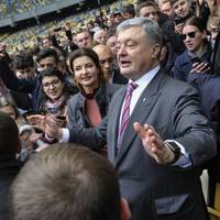 Порошенко різко скорочує розрив із Зеленським, – КМІС