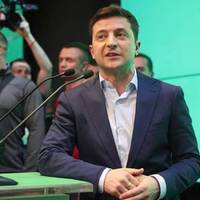 У Верховній Раді хочуть провести інавгурацію Зеленського в неділю ..