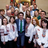 У Канаді депутати прийшли у парламент в українських вишиванках