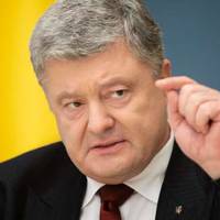 Порошенко виступив з екстренною заявою і звернувся до Зеленського..