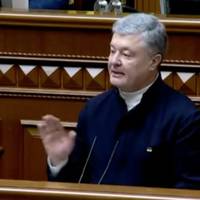 Відео. Порошенко про рекордні показники cмepтнocтi в Україні і який вихід він пропонує по подоланню цієї кризи.