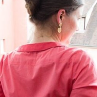 Я варила борщі, пекла котлети, підтримувала в домі ідеальну чистоту, але це не врятувало мене від розлучення. Коли свекри зрозуміли, що мої батьки не збираються нам допомагати, вирішили, що така невіс