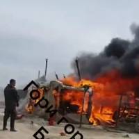 Відео. На кордоні з Україною горить російський військовий табір…Пожежа спалахнула за 45 км до кордону з Україною.
