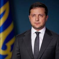 Мінімум 20 000 грн для лікарів: Зеленський підписав указ, що підвищує зарплати медикам