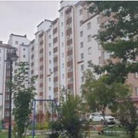Моя тітка Ольга впустила сина з невісткою до себе в квартиру, а сама поки переїхала до мене. Все частіше Маргарита почала заводити розмови про те, щоб тітка Ольга переписала на неї свою квартиру, так