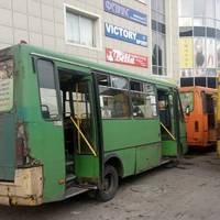 “Все гниє і занепадає”, – Казанський показав нові фото з Донецька після приходу Росії