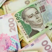 Зарплати українцям перерахують: Скільки будуть отримувати у найближчі три роки
