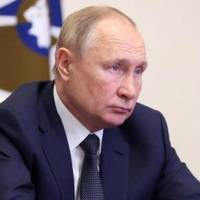 Відомий російський режисер запропонував Путіну дозволити Кавказу вийти зі складу РФ, той відреагував