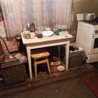 Без газу, тепла і води: містян просять допомогти хлопчикові, який живе в нелюдських умовах (ФОТО)