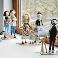 «Дарувати настрій людям - це повноцінна робота»: волинянка створює ляльок за світлинами (ФОТО)