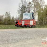 На Волині одні білборди для високопосадовців, інші - для простих смертних (ФОТО)