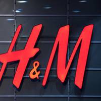 Стало відомо, коли і де H&M відкриє свій перший магазин.