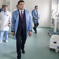 Лікування в лікарнях буде оплачувати держава: Гройсман зробив гучну заяву про медреформу