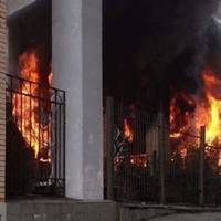 Сильна пожежа спалахнула в Києві: горять офісні приміщення