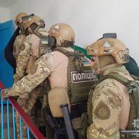 Знімав порно з восьмимісячною донькою: на Житомирщині затримали педофіла