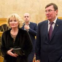 У Мережу виклали найперші фотографії довгоочікуваної дитини Луценка