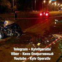 У нічній ДТП в Києві загинув пасажир таксі: опубліковані фото