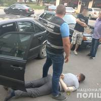 У Кропивницькому на великому хабарі спіймали слідчого поліції