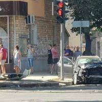 Подробиці страшної ДТП у Сумах: дівчину-патрульну вирізали з авто (відео 18+)