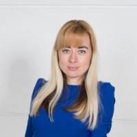 РОДИНА 32-РІЧНОЇ ВІТИ, ЯКУ СЬОГОДНІ ЗАСТРЕЛИЛИ У ВІННИЦІ, БЛАГАЄ СВІДКІВ ВІДГУКНУТИСЬ