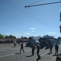 У Росії на військовому параді перекинувся танк: з'явилися фото
