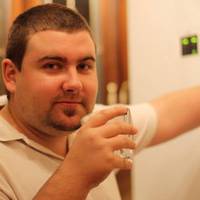 Ну що, заспокоїлись? Зняли вишиванки, скрутити прапори, вінки з голів поскидали? Чудово! а тепер давайте..