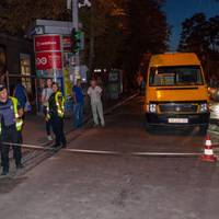 Маршрутка збила сім'ю у Дніпрі: водій не помітив перехожих, бо стомився