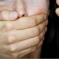 У центрі Києва невідомий згвалтував дівчину