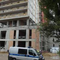 У Польщі український робітник впав з 15 поверху і загинув