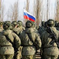 Росіяни стоять на кордоні Херсона та Миколаївської області. Нападати не хочуть, відступати бояться - Кім